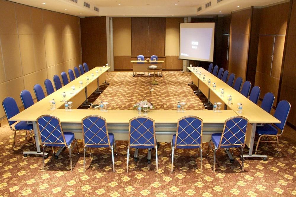 Swiss-Belhotel Bogor Ngoại thất bức ảnh